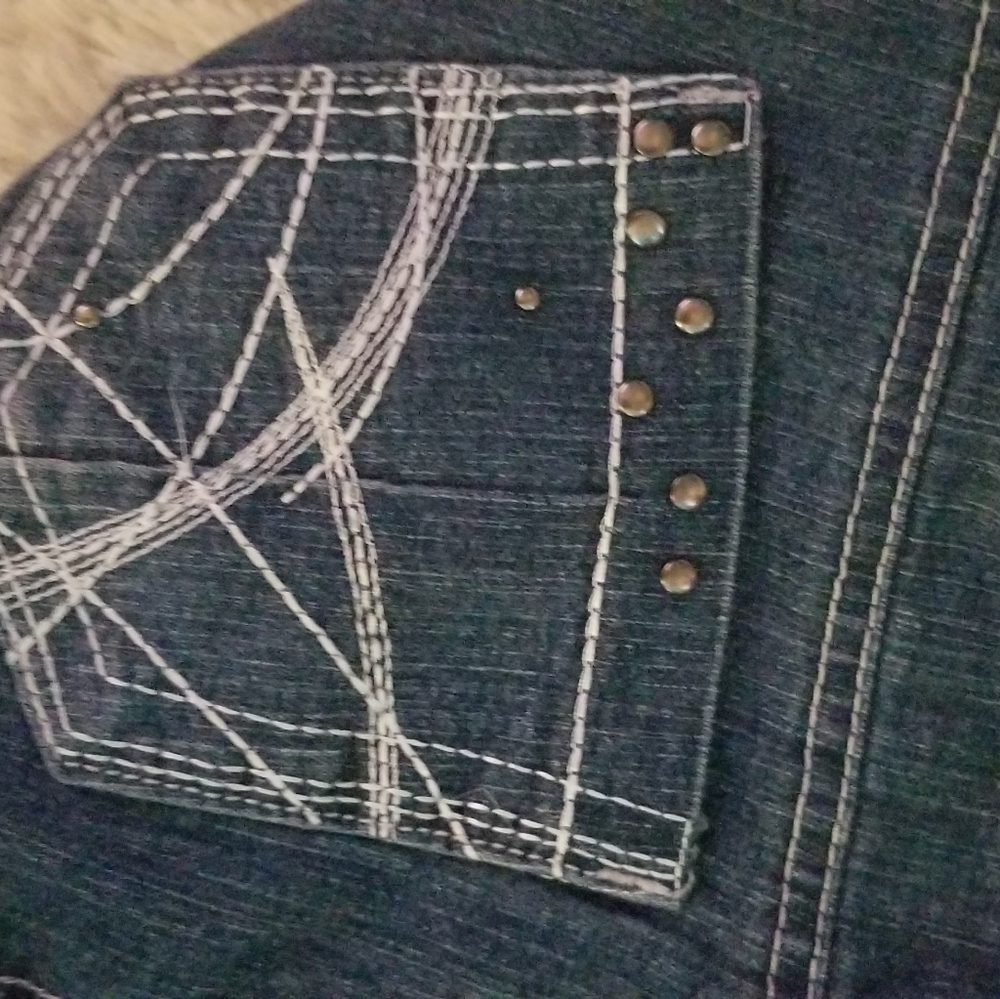 Jeans - Picture 4 of 4